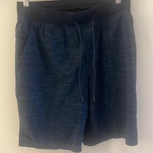 Lululemon 9-inch linerless men’s shorts (Navy Blue)